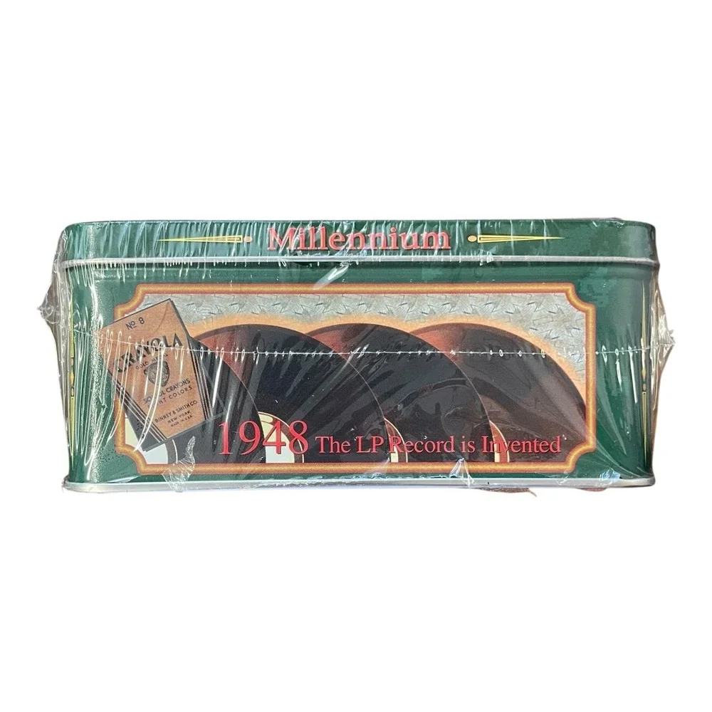 Crayola Millennium Tin With 64 Count With Special Effect Crayons And‎ Calendar